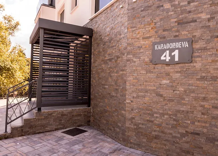 Piece Of Harmony Hedonica, Apartman Rednek